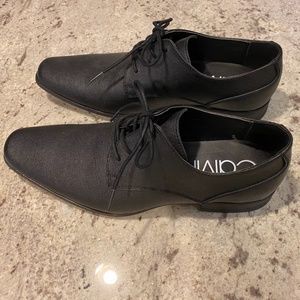 Mens sz. 10 Calvin Klein Black Leather Dress Shoes